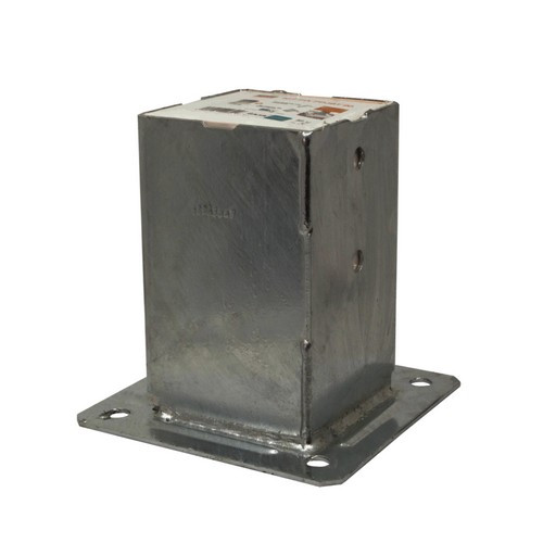 PFOSTENHALTER 90X90INKL.BEFESTIGUNGSMTL.